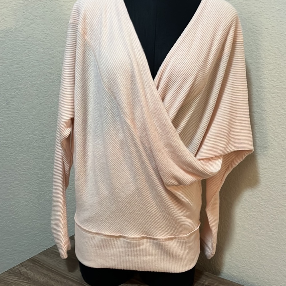 Free People top - Picture 4 of 9